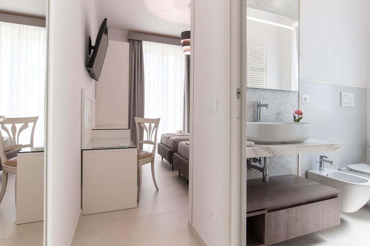 Stelle Galeotte Exclusive Holiday Home فوندي المظهر الخارجي الصورة